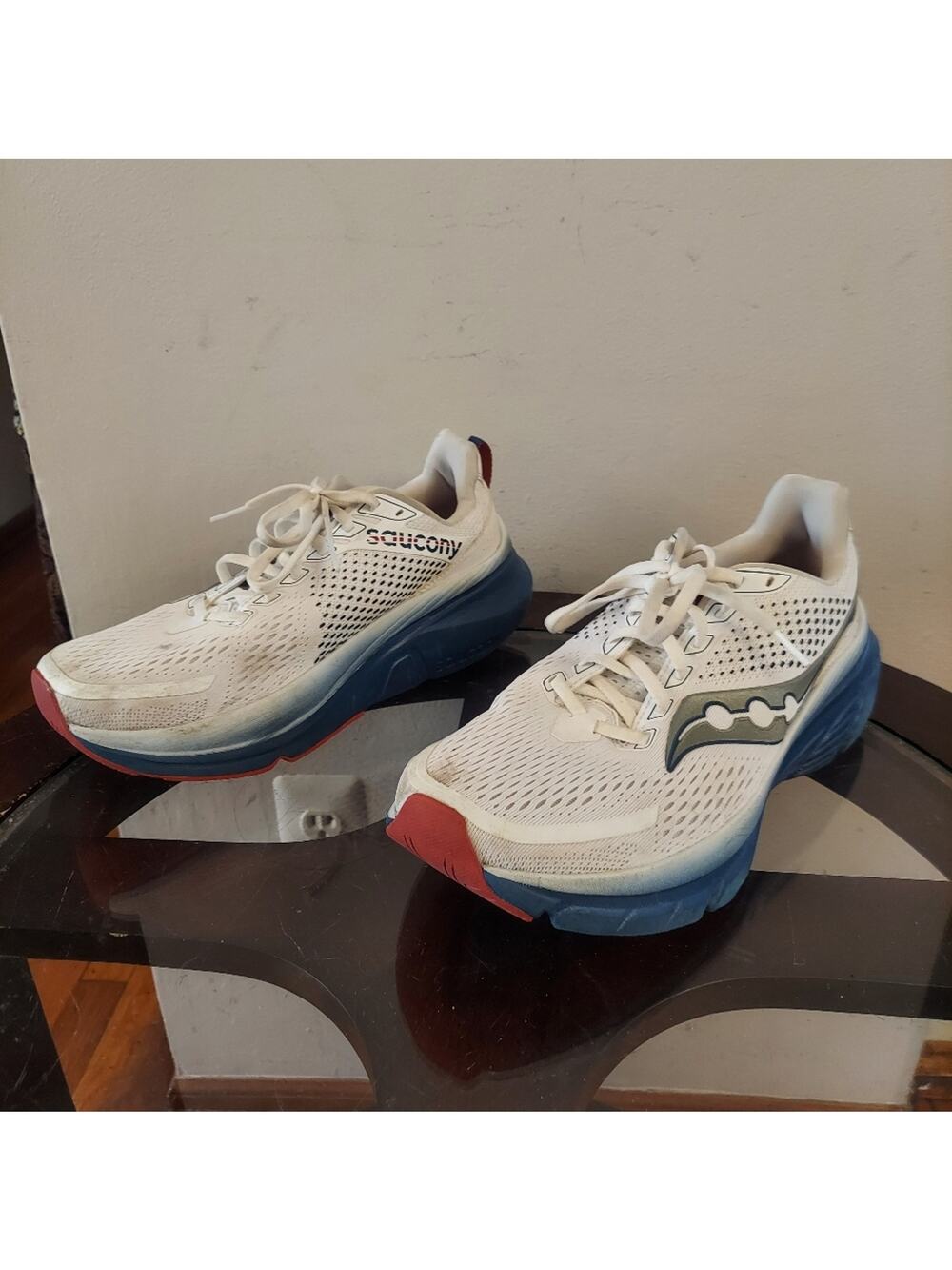 Saucony Guide 17 Men's US 9 White Navy Mesh Running Shoes